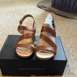 Naturalizer wedge sandal